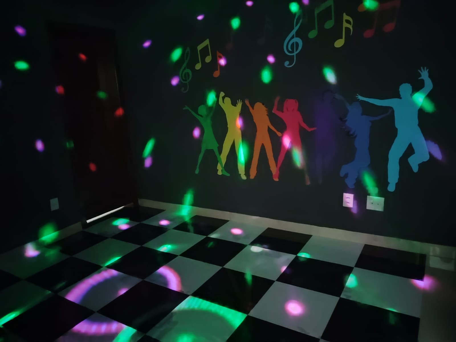 Pista de dança com iluminação especial